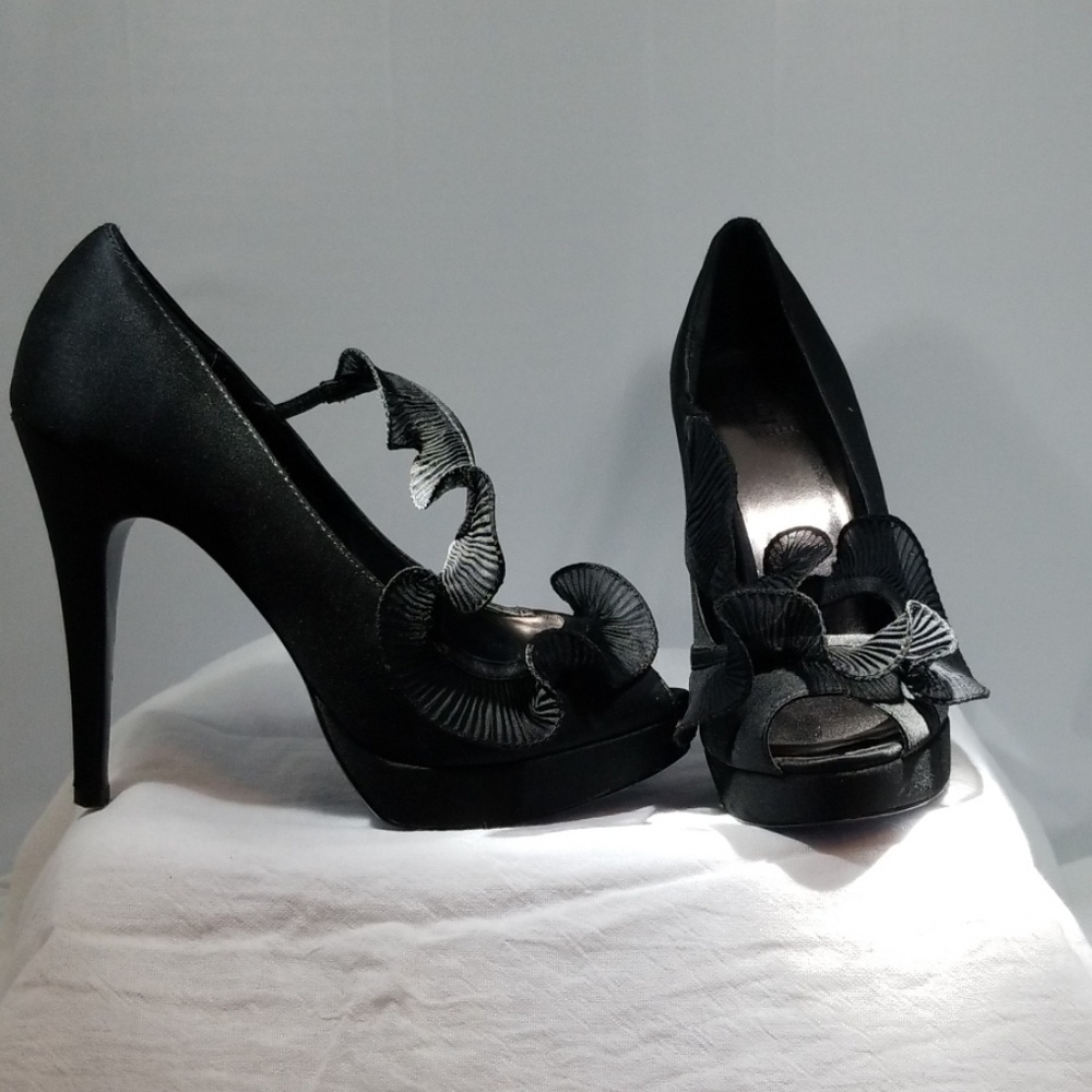 Bakers Ricki Platform Party Pump